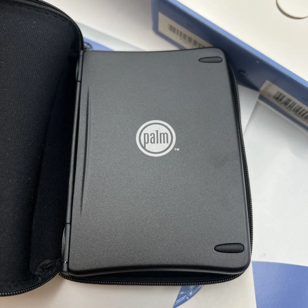 NEW Palm PalmOne Portable‎ Folding Keyboard for Palm m100, 3, 7 series sealed.